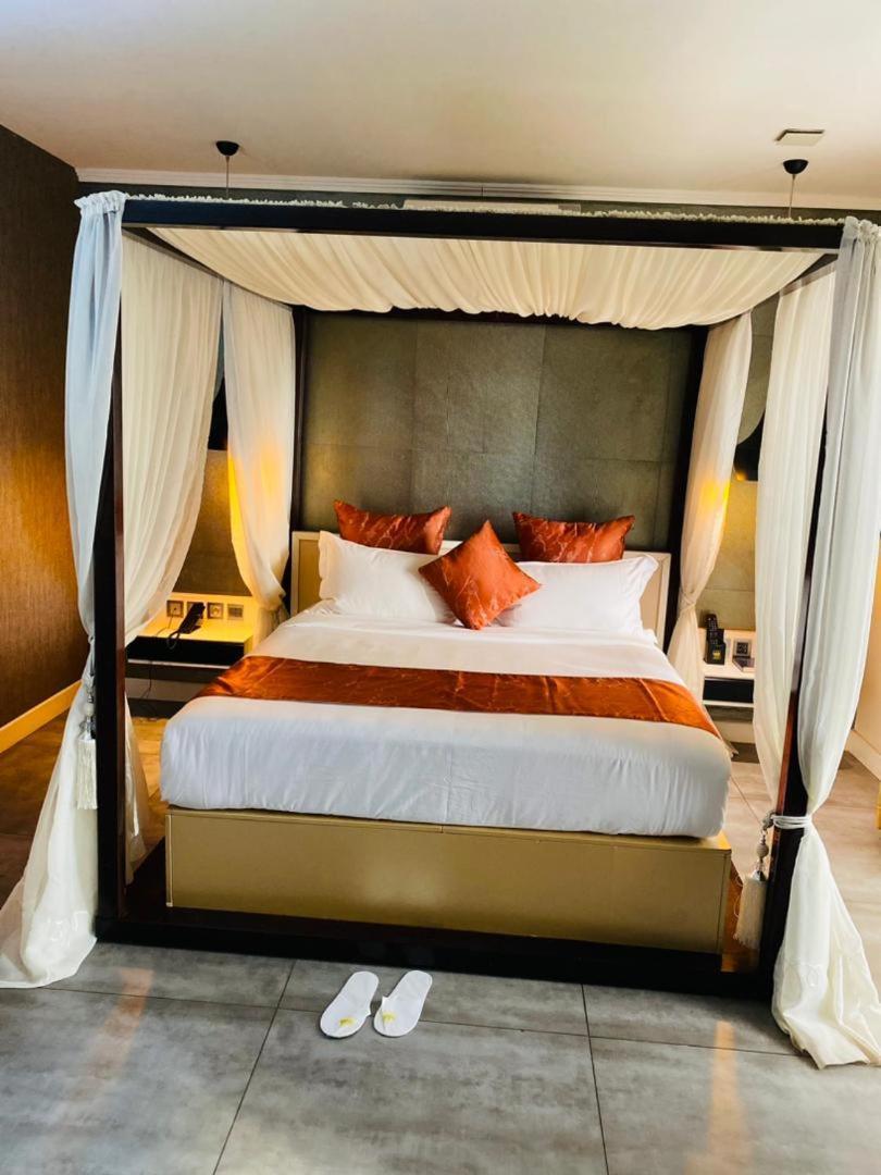 Boun'S Hotel 야운데 외부 사진