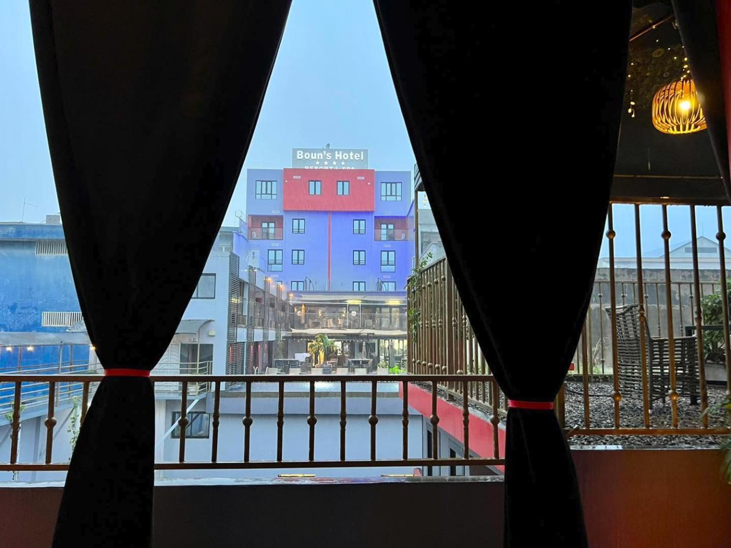 Boun'S Hotel 야운데 외부 사진